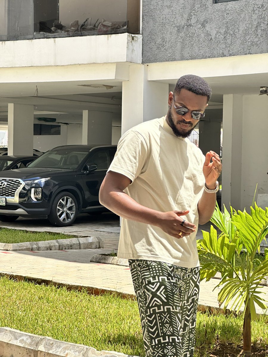 adekunleolopade's tweet photo. I smell just like I look in these pictures. Yummy 🤤 😋 https://t.co/9wvpeNRPP4