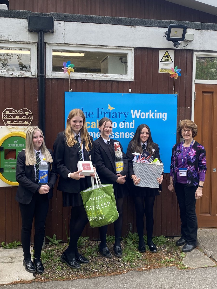 EastLeakeAC's tweet photo. Year 9 have put together a Coronation hamper full of typically-British treats, which they have donated to The Friary Homeless Charity in West Bridgford.

The charity was extremely grateful and wished everyone at ELA a wonderful Coronation weekend!

#Coronation https://t.co/43jLEwzFj6