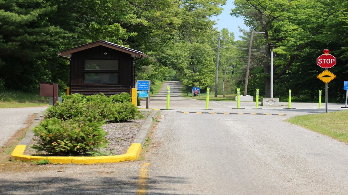 TurkeyPointPP's tweet photo. 🎉Turkey Point Provincial Park is now OPEN!🎉
Welcome back everyone!
⏰Park Office Hours⏰
Sunday-Thursday: 9am-7pm
Friday &amp; Saturday: 9am-9pm
*Should the Park Office be closed upon your arrival, head to your site and return to the park office in the morning to get your permits. https://t.co/Jnwurv5h6B