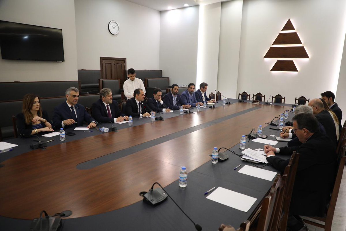 samygemayel's tweet photo. إستقبال الوفد البرلماني الأوروبي في الصيفي: لرئيس حر ومستقل عن اي فريق يسخره لمصالحه الفئوية

https://t.co/Xwhn2dNLN2

@selimelsayegh @EliasHankach @neematfrem @WaddahSadek @DaouMark @ZiyadBaroud @Joellebouabboud https://t.co/taiAvJaH1D