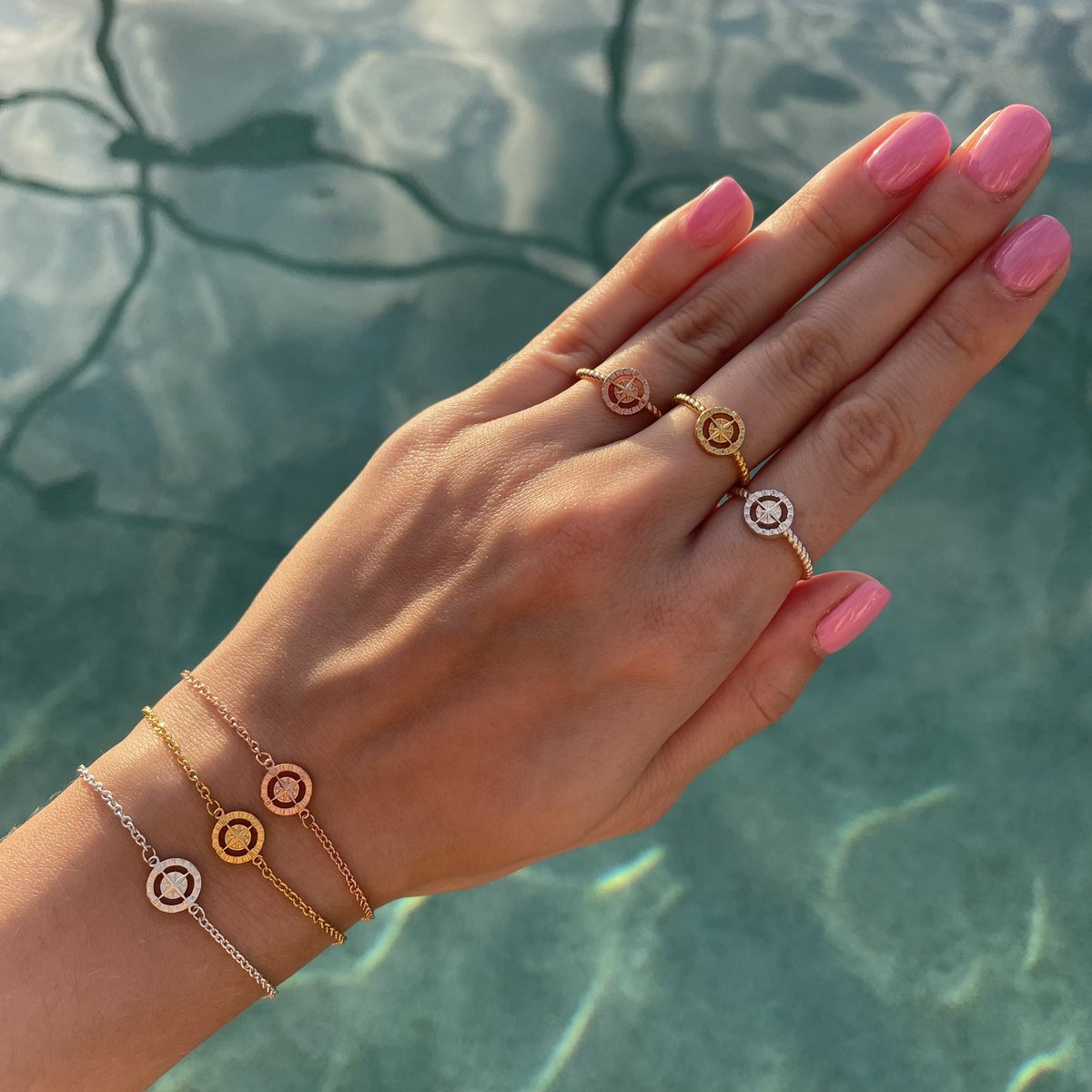 capeologypics's tweet photo. THEY’RE LIVE! 🥳 Our Compass Collection is NOW available on our website! 🧭Hurry, these will sell fast! ✨ All orders ship for FREE in the USA. Shop here: https://t.co/wM6VnWMKJ2

#capeology #capecod #capecodjewelry #nauticaljewelry https://t.co/YxjMPgch2h
