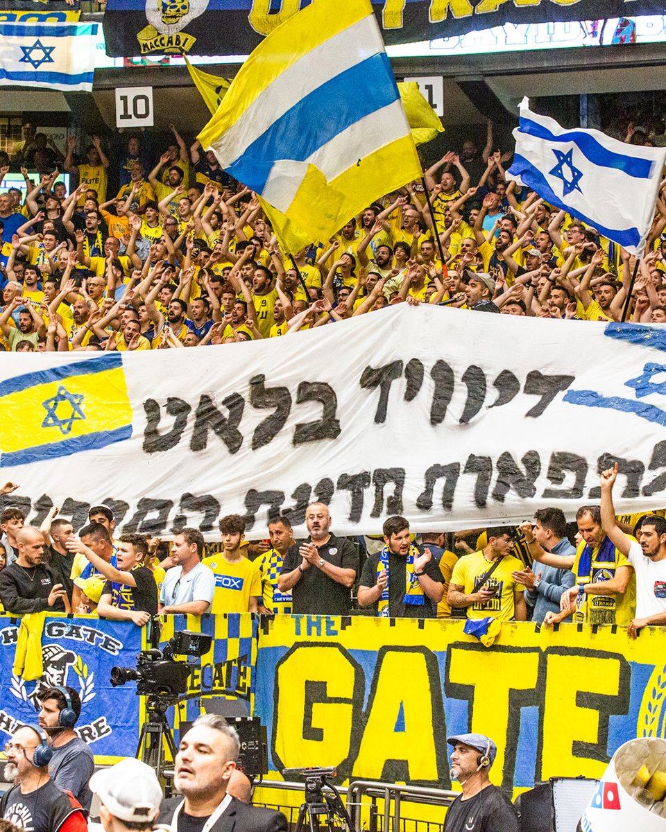 MaccabiTLVBC's tweet photo. A moment for the books ⭐️
#DavidBlatt | #WeAreMaccabi https://t.co/JF9GoFBVfh