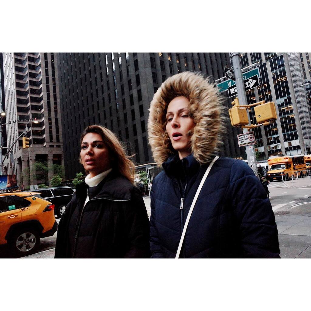 10 pix from this week…

.
.
.
.
.
.
.
#streetphotography #streetphotographyinternational #ricohgr2 #nycspc #streetdreamsmag instagr.am/p/Cr3IQfguRtK/