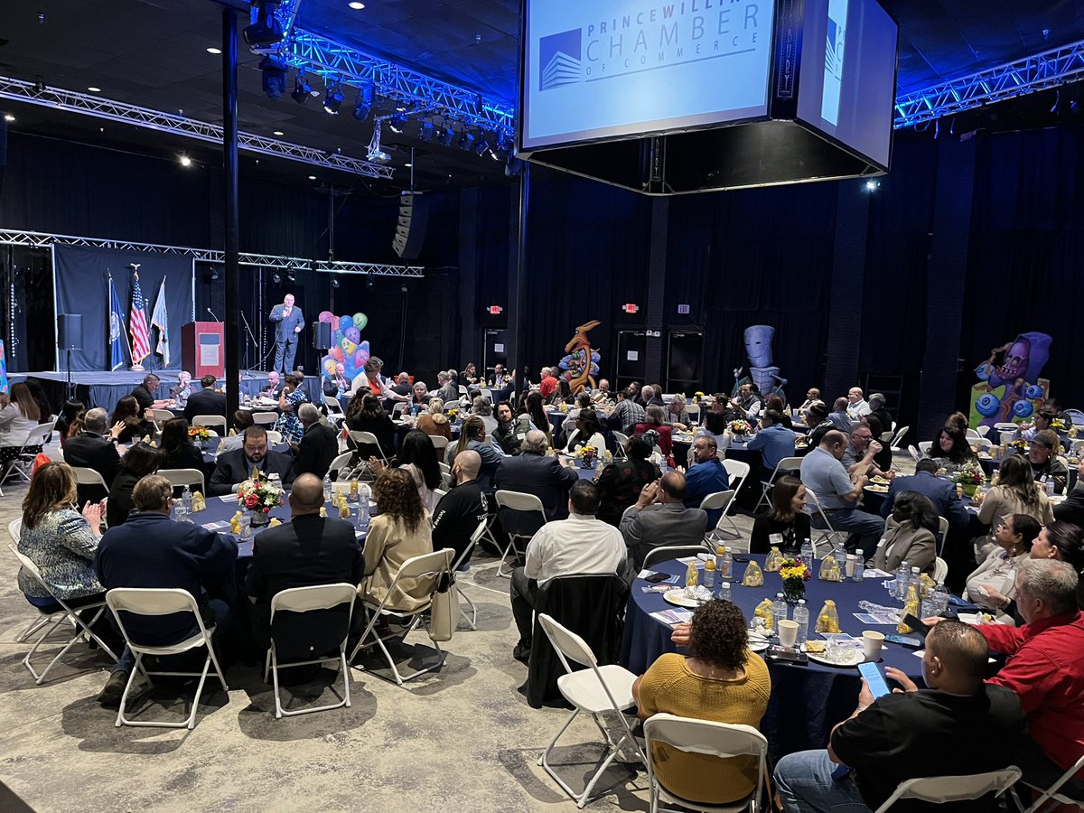 IanTLovejoy's tweet photo. Joining business leaders from throughout the area at today’s Manassas Business Appreciation Breakfast. 

Our entrepreneurs and small business owners are the backbone of our local economy. 

Thanks for all you do. #CommerceInAction #SmallBusiness https://t.co/tgg37U7LyQ