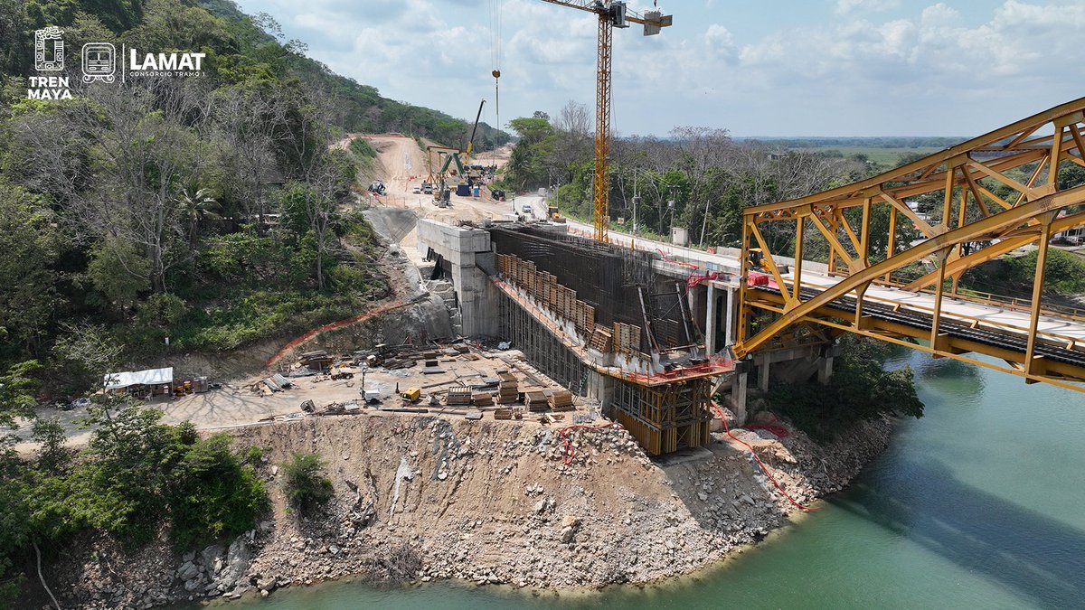 IDEAM_TYLin_Co's tweet photo. 👷‍♂️ AVANCE DE LA EJECUCIÓN DEL NUEVO PUENTE DE BOCA DEL CERRO, EN EL TREN MAYA, MÉXICO

#IDEAM_a_TYLin_Company #puentes #mexico #TrenMaya #bocadelcerro https://t.co/rMr8jTgsYW