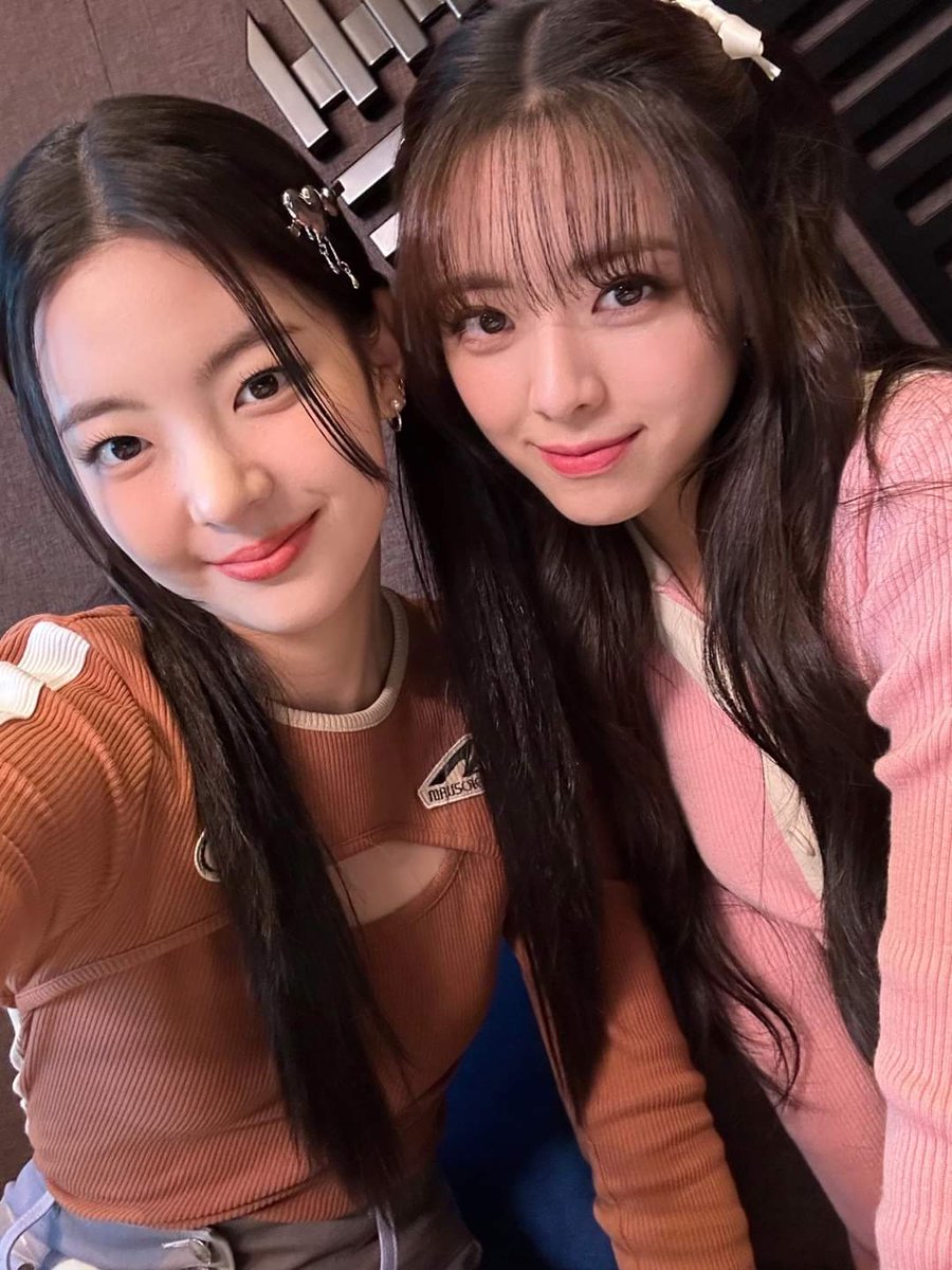 xia ♡ (@yunaslofi) / Posts / X