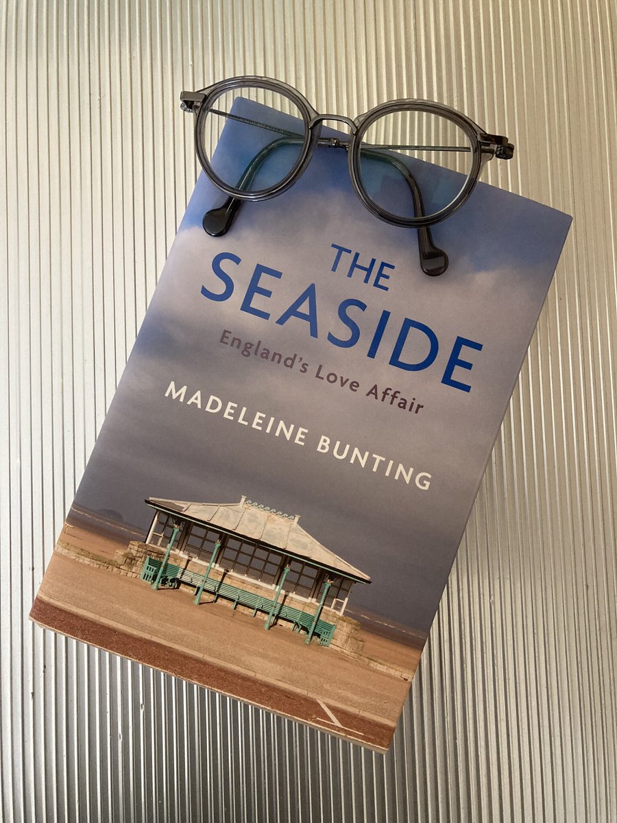 Chedgee's tweet photo. Thanks to @EssexBookFest for a copy of #TheSeaside by @MBunting_  published by @GrantaBooks 
As a seaside dweller I’m really looking forward to reading this.
#bookmail #bookblogger https://t.co/2XIjBZ41Jp