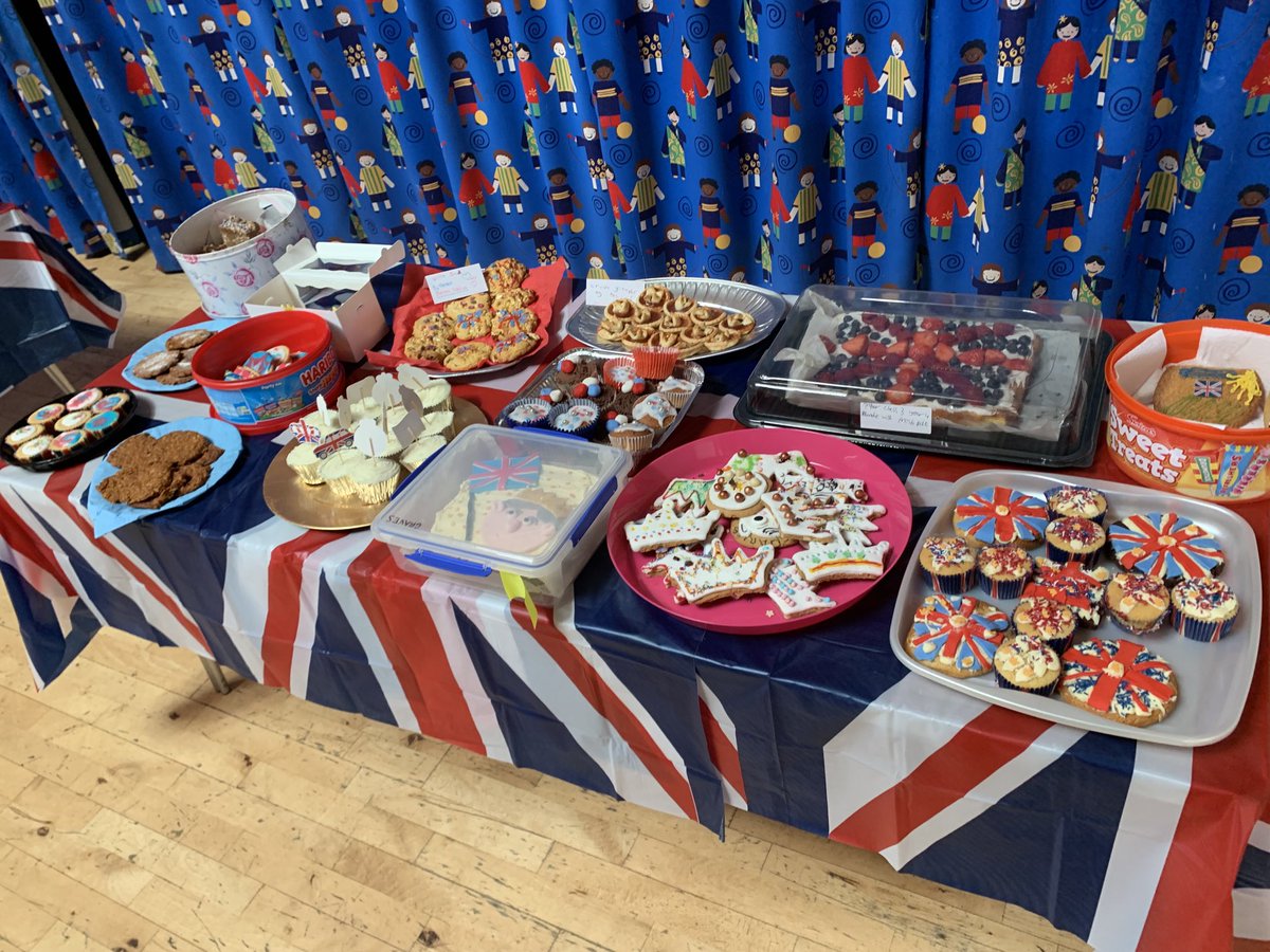Blakesley_CE's tweet photo. Coronation Celebrations Fit for a King .All welcome to join us from 2.30pm today.⁦@PDET_MAT⁩ ⁦@ChronandEcho⁩ ⁦@andrealeadsom⁩ ⁦@RoyalFamily⁩ https://t.co/wHyl8gIlxj