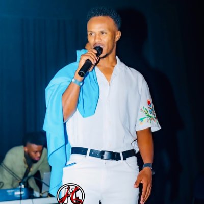 NHillaac's tweet photo. #NewProfilePic https://t.co/L0fGZedk0i