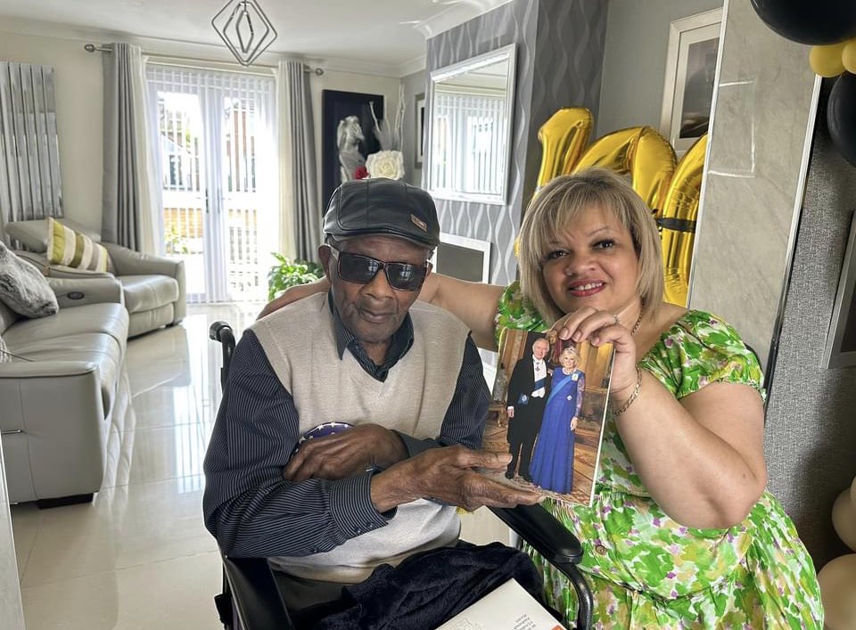 JuliaDa56041109's tweet photo. Inspiration to us all my Father on May 03 1923 Blessed Blessings plz share our Joy on reaching this milestone 🙏🏽🎉🥰
@WindrushPreston @ReneTrevor @123aaliyahlisa @BlacAwards @DefendWindrush @ppvernon @idowuoe @Winston85516481 @RichardSBlack1 @sirhamilcar @DLawrenceOBE https://t.co/RYtUnPn2Qz
