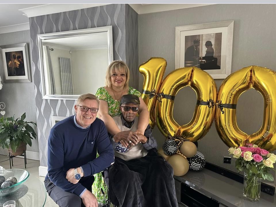 JuliaDa56041109's tweet photo. Inspiration to us all my Father on May 03 1923 Blessed Blessings plz share our Joy on reaching this milestone 🙏🏽🎉🥰
@WindrushPreston @ReneTrevor @123aaliyahlisa @BlacAwards @DefendWindrush @ppvernon @idowuoe @Winston85516481 @RichardSBlack1 @sirhamilcar @DLawrenceOBE https://t.co/RYtUnPn2Qz