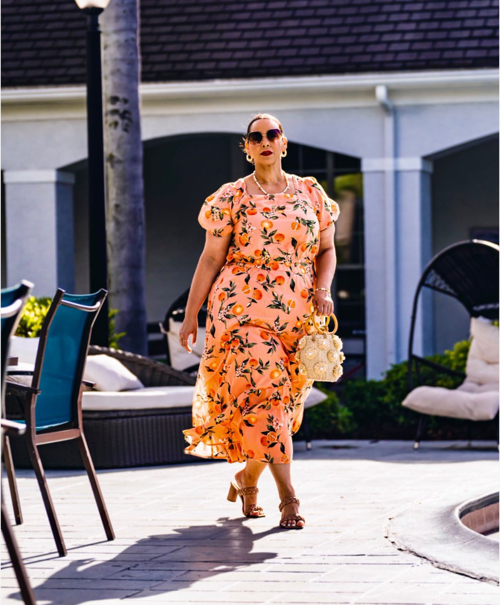 EstrellaFReport's tweet photo. Loving this orange print look from @loft #loftstyle #loveloft #orangeprint #springstyle https://t.co/zRHGP1Iv5W