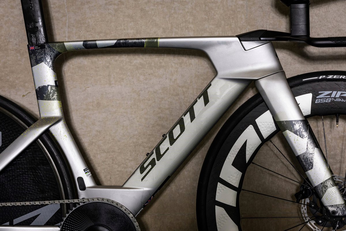 Pinarello_Q36_5's tweet photo. Introducing our sleek new SCOTT Plasma RC TT bike ๐ฅ
Follow us on this adrenaline-fueled journey as we race into the future together ๐ด๐จ
๐ธ: @lvanbon
#newbikeday #bikes #scottplasma #scott #noshortcuts #RacingTheFuture #SCOTTbike @bikeonscott https://t.co/biiGaaXWOj