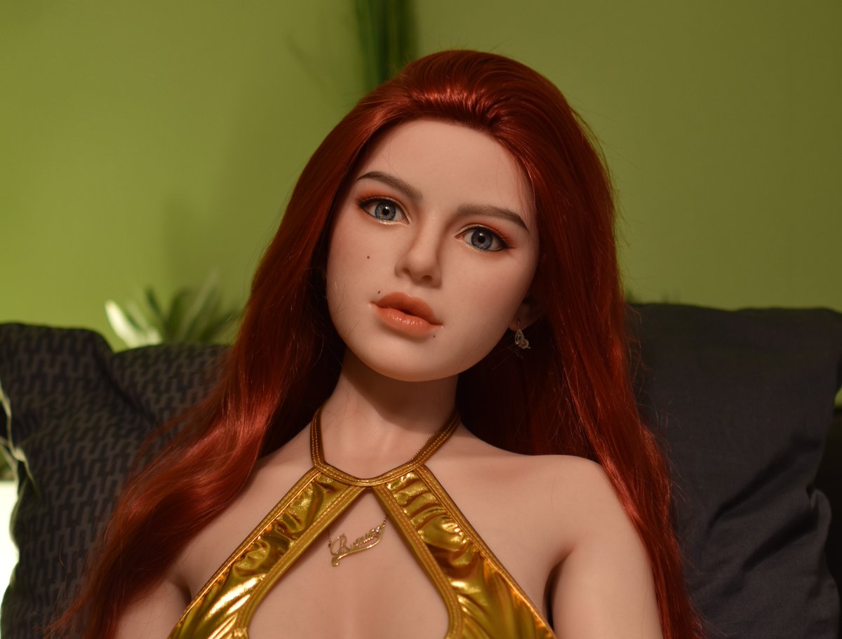 StarperyS's tweet photo. Love this Red hair Hedy, so sexy~~~~~

If I have a chance, I will lead a befuddled life with you, Hedy... 💓

Thanks for the photos, taken by @Britneydoll14 🤗😍

#Starperydoll #storytimethreads #photography #beautifulgirl #sexdoll #lovedoll #siliconedoll https://t.co/ExRAOKQOt6