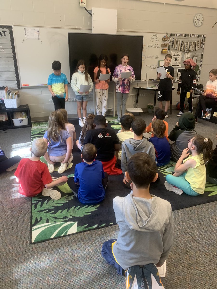 missmacsecond's tweet image. Miss Mac’s class presents our mixed up fairy tales and nursery rhymes. We had so much fun performing for our buddies this morning! They were a great audience