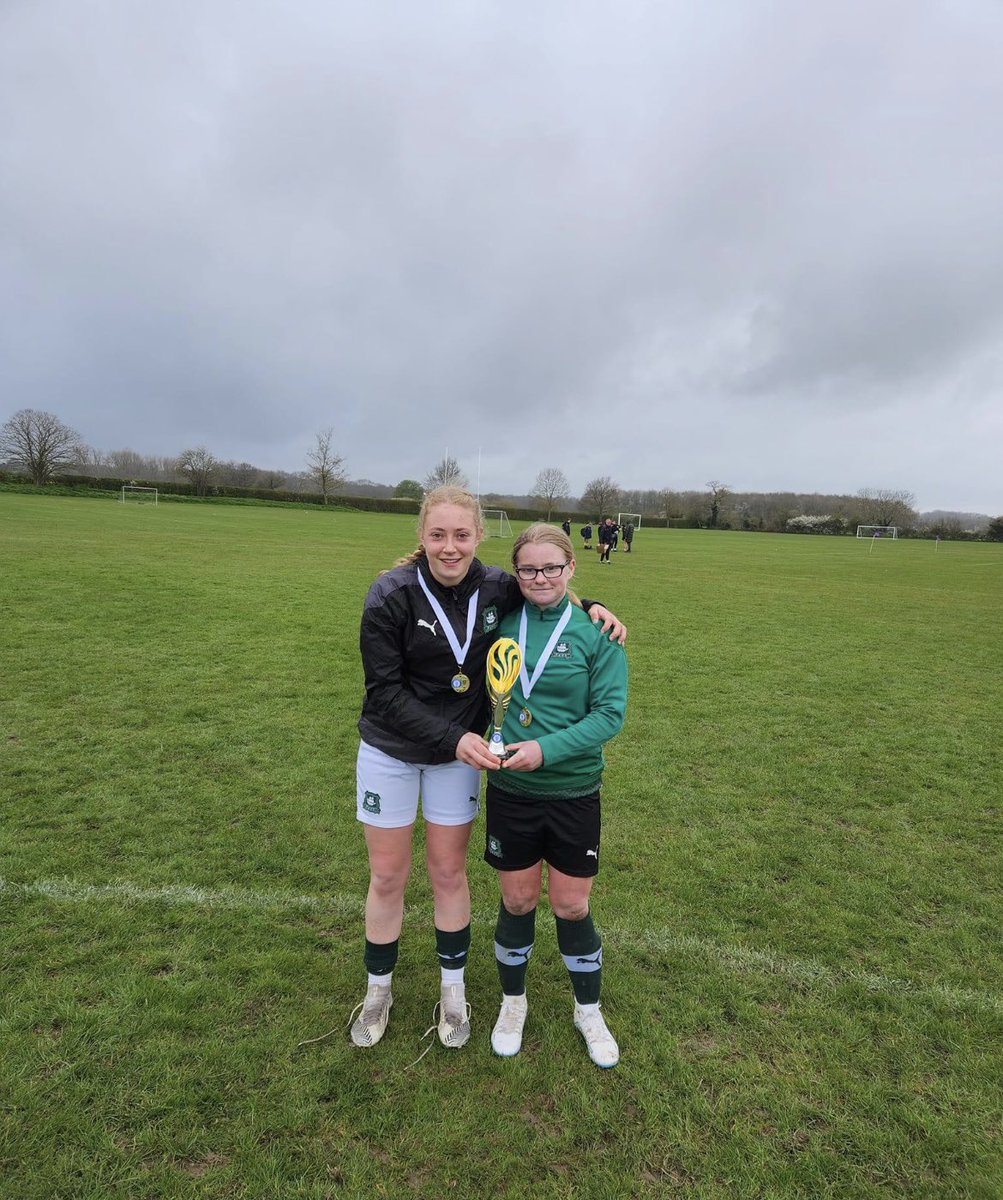 Ryan Perks (@ryanperks5) on Twitter photo Congratulations to Ellie from our U16’s who has been successful in her trial with <a href="/ManUtdWomen/">Manchester United Women</a> and will join their U21 programme in September. Ellie has been with <a href="/ArgyleWFC/">Plymouth Argyle Women FC</a> since a young age and has developed into a great player. We wish you all the best 💚💚 Congratulations to Ellie from our U16’s who has been successful in her trial with <a href="/ManUtdWomen/">Manchester United Women</a> and will join their U21 programme in September. Ellie has been with <a href="/ArgyleWFC/">Plymouth Argyle Women FC</a> since a young age and has developed into a great player. We wish you all the best 💚💚