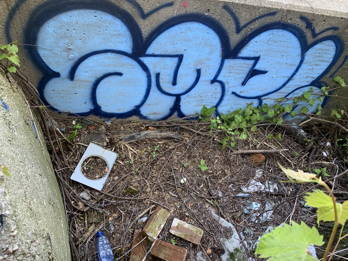 SMPL🔫🌴⚔️ tweet media