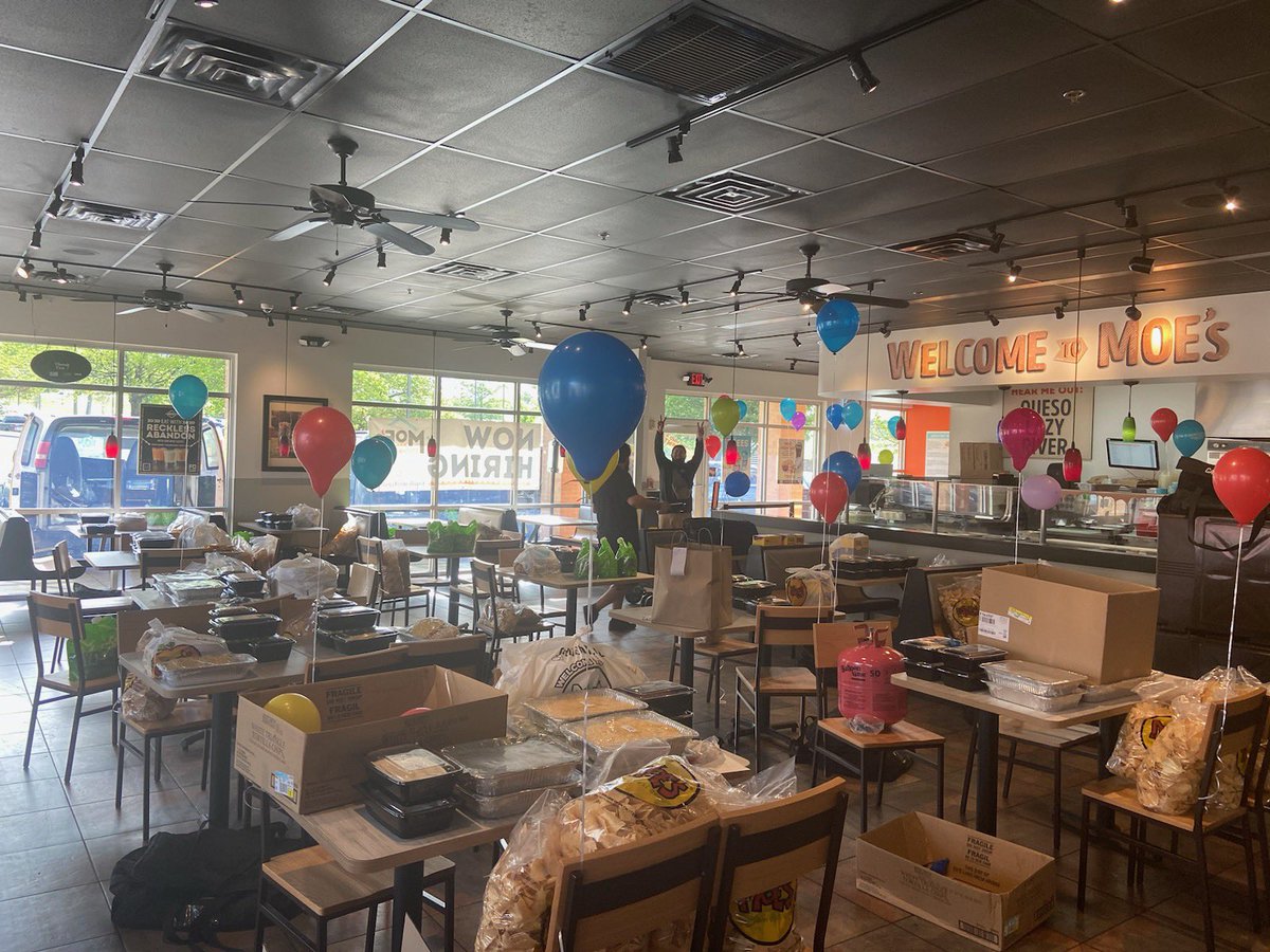 We’re getting ready for Cinco de Moe’s lunch catering… and looking forward to seeing you in-store for 2X points when you scan your Moe’s app! 🎉🌶️🌮

#Smashville #CincoDeMayo Catering

Can you name the store pictured below?