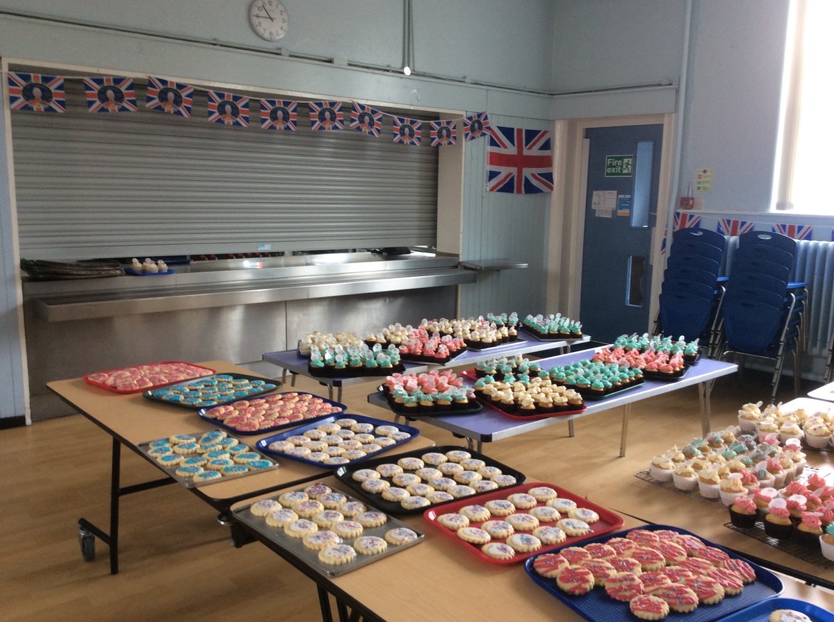 mabscross's tweet photo. Thankyou to all our kitchen staff for making over 500 cupcakes for the staff and children as part of our Coronation celebrations https://t.co/S8Jbqmh49f
