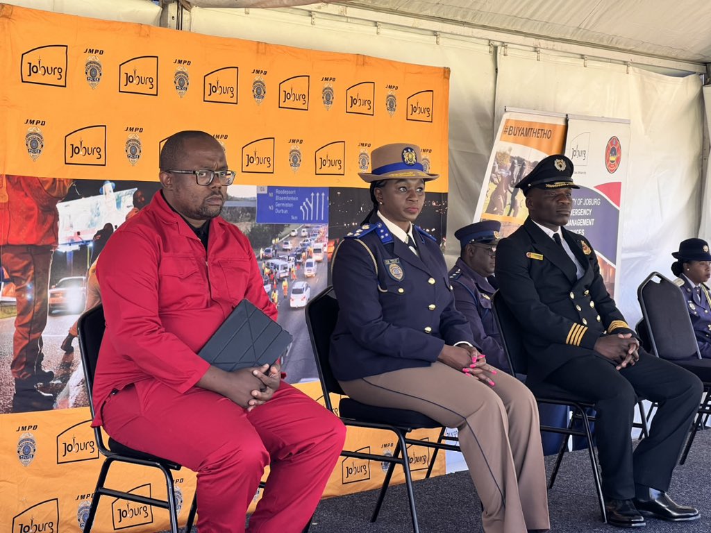 PublicSafetyMMC's tweet photo. Congratulations Cllr Dr Mgcini Tshwaku for being reappointed as CoJ MMC for Public Safety.
He’s back, #ManjeNamhlanje let’s get to work! https://t.co/JXqQpoa6AE