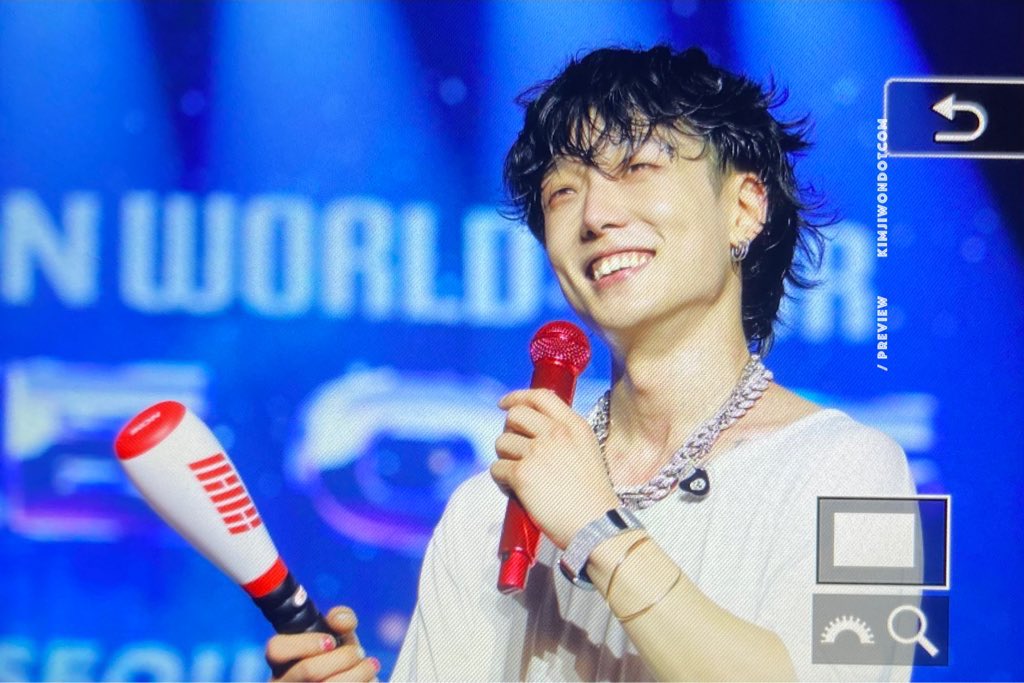 19951221_com's tweet image. 230505 TAKE OFF in seoul
콘봉으로 망원경만들어서 코닉이들 보던 김천재✨🤓
#BOBBY #バビ #바비