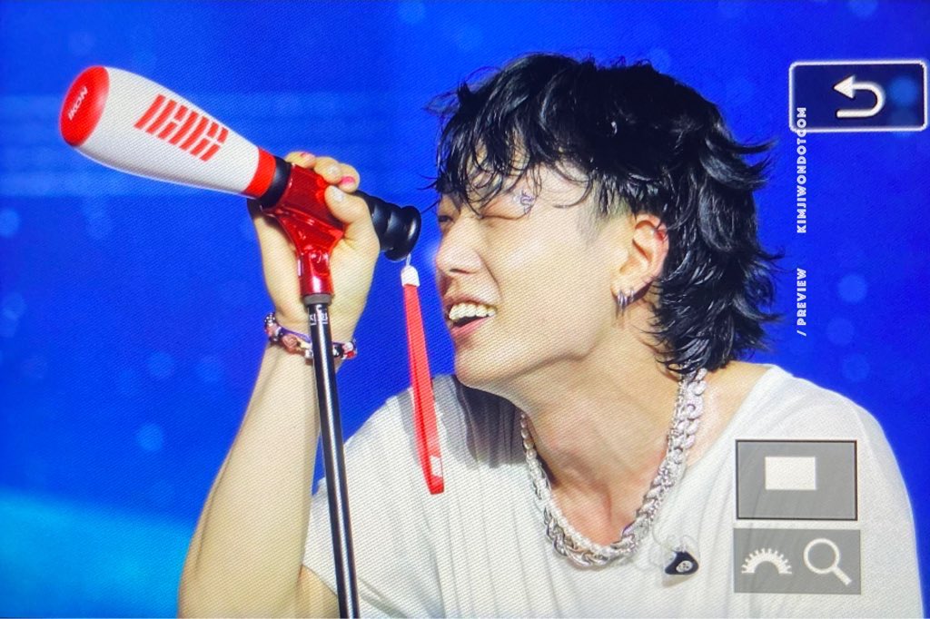 19951221_com's tweet image. 230505 TAKE OFF in seoul
콘봉으로 망원경만들어서 코닉이들 보던 김천재✨🤓
#BOBBY #バビ #바비