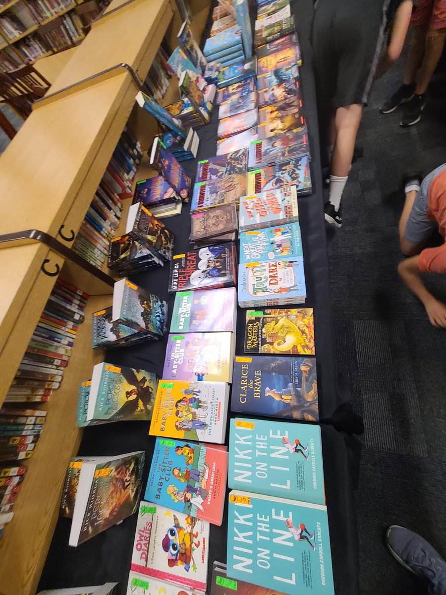 DELibrary1's tweet photo. LAST DAY OF BOOK FAIR 😁 We ran out of things,  so we had to restock,  check out the NEW dogman book,  we've sold our twice.... grab them while we still have them, and check out all the new things we got in.... open today Friday May 5 through 5 tonight #loudlibrarian https://t.co/Z1l9EmRyBV