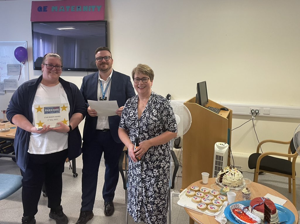 Oh what a wonderful #IDM2023 #InternationalDayOfTheMidwife we are having @Gateshead_NHS ❤️

Congratulations to @karenhooper6 for winning 1st prize with a placenta cake, Lindsey Laws for 2nd prize for the best biscuit and 3rd prize to Lesley for the red velvet cake 🍰