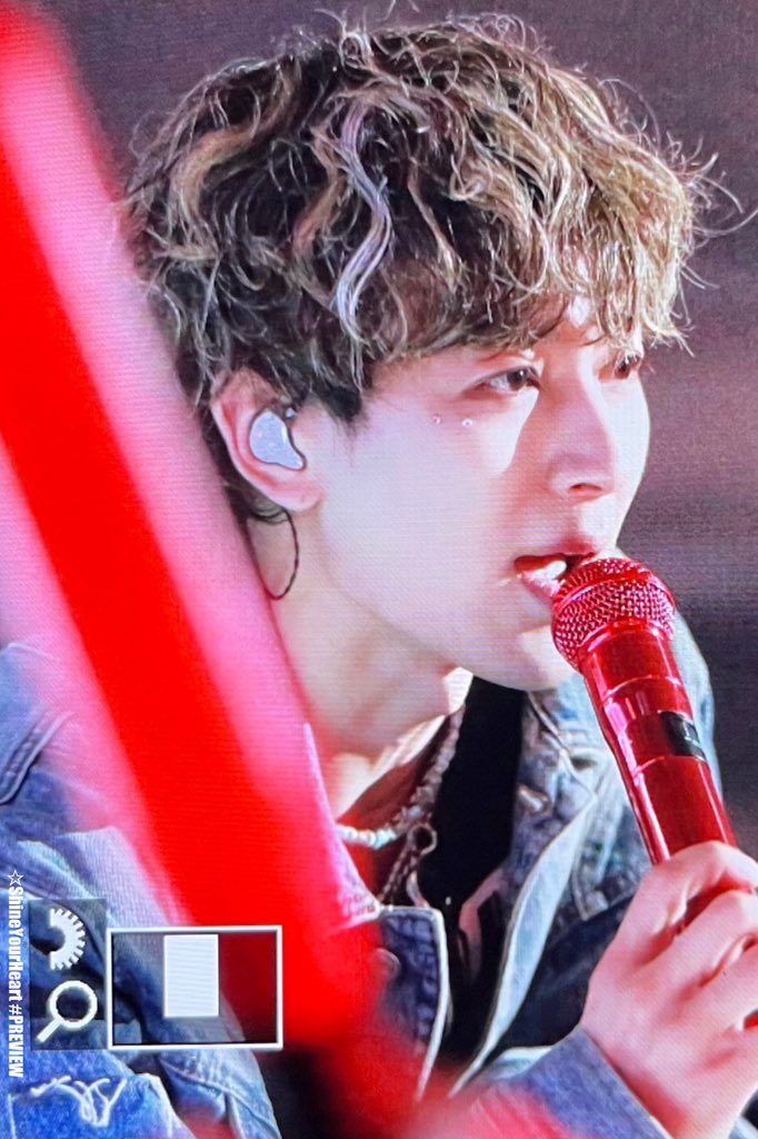 SYH19950208's tweet photo. ☆230505 서울 콘서트 프리뷰💚
#윤형 #송윤형 #Yunhyeong #SONG #ユニョン #아이콘 #iKON #143inc #WORLDTOUR #TAKEOFF https://t.co/9Oe2QMuDjR