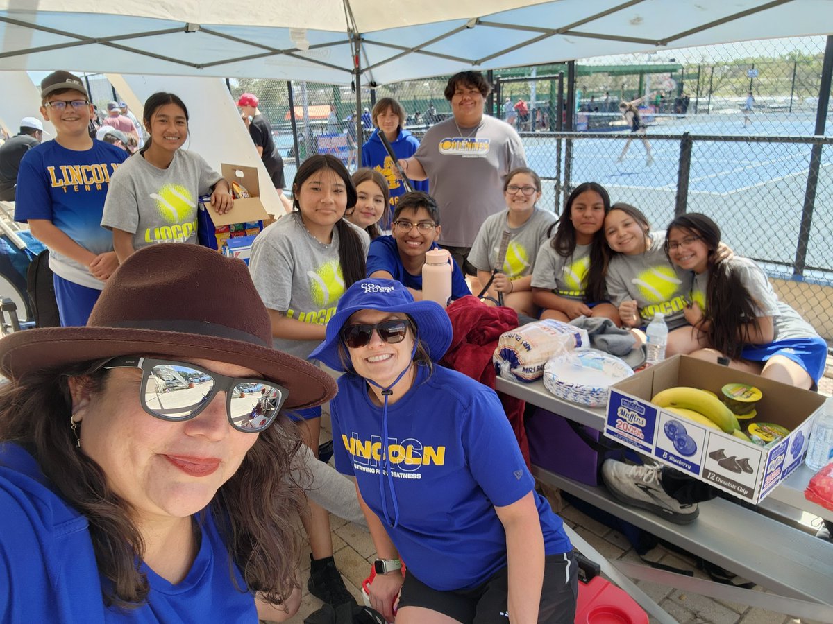 #celebrateSAISD
 #differencemaker

 Many roles #ckh  best coach ever !!