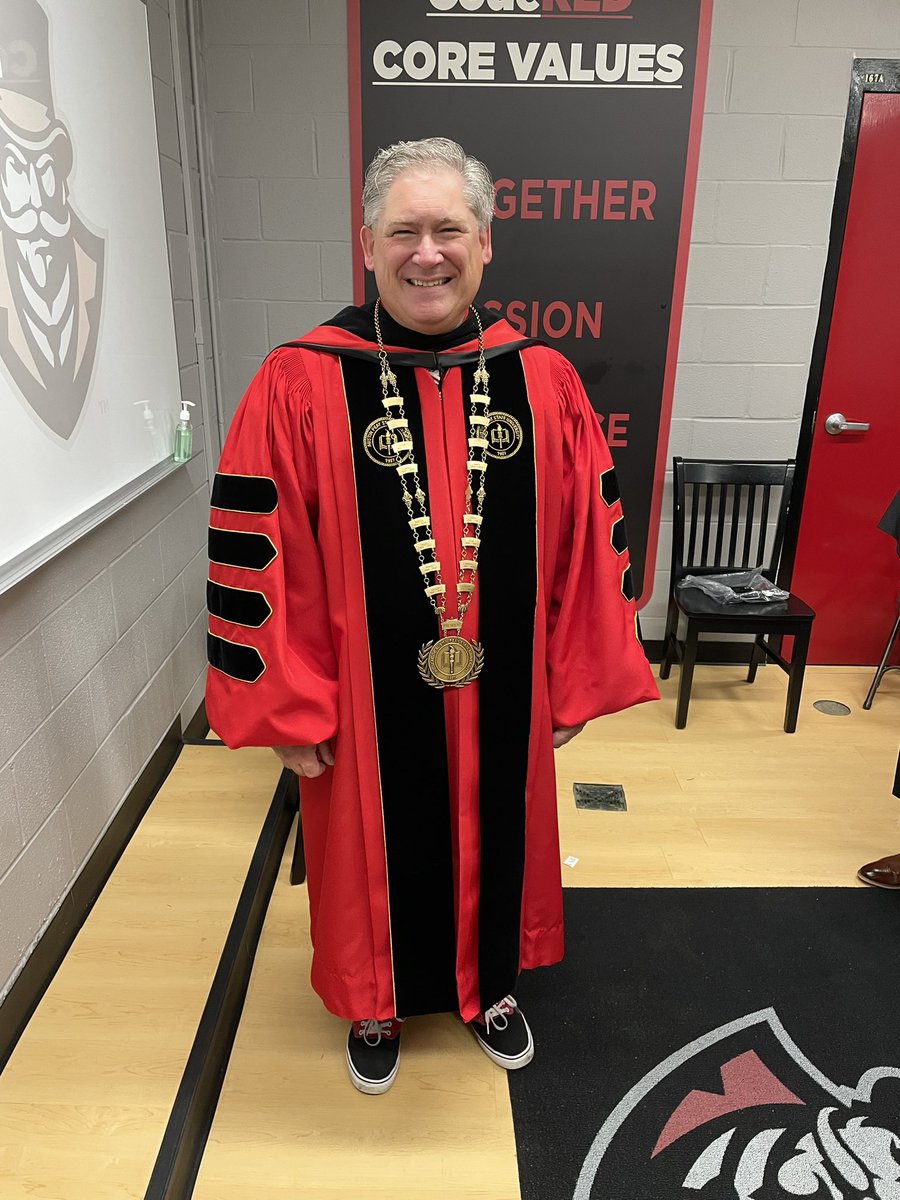 Mike Licari tweet media