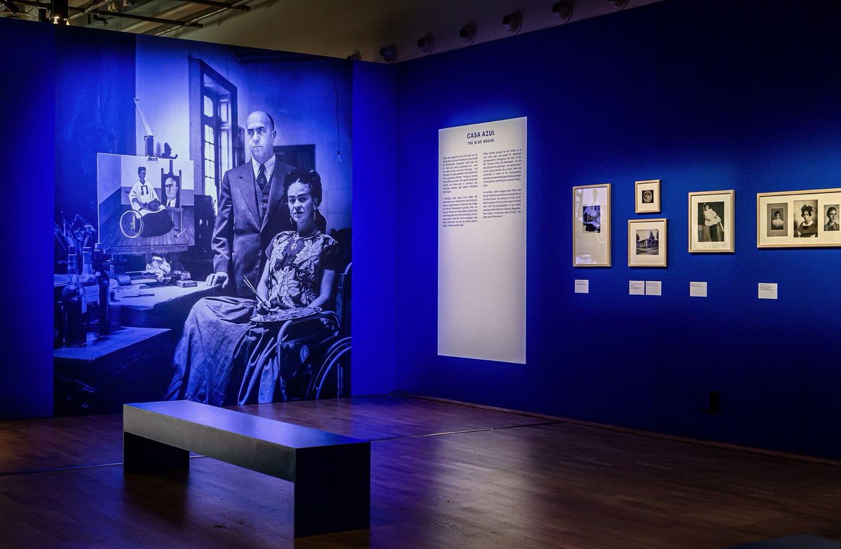 La exposición "Frida Kahlo: sus fotos" llega al Kulturhuset Stadsteatern @kulturhusetstadsteatern en Estocolmo, Suecia 🇸🇪

Explora el papel de la fotografía en la vida de #FridaKahlo y sumérgete en su colección personal, que incluye fotos familiares, de amigos y retratos de ella