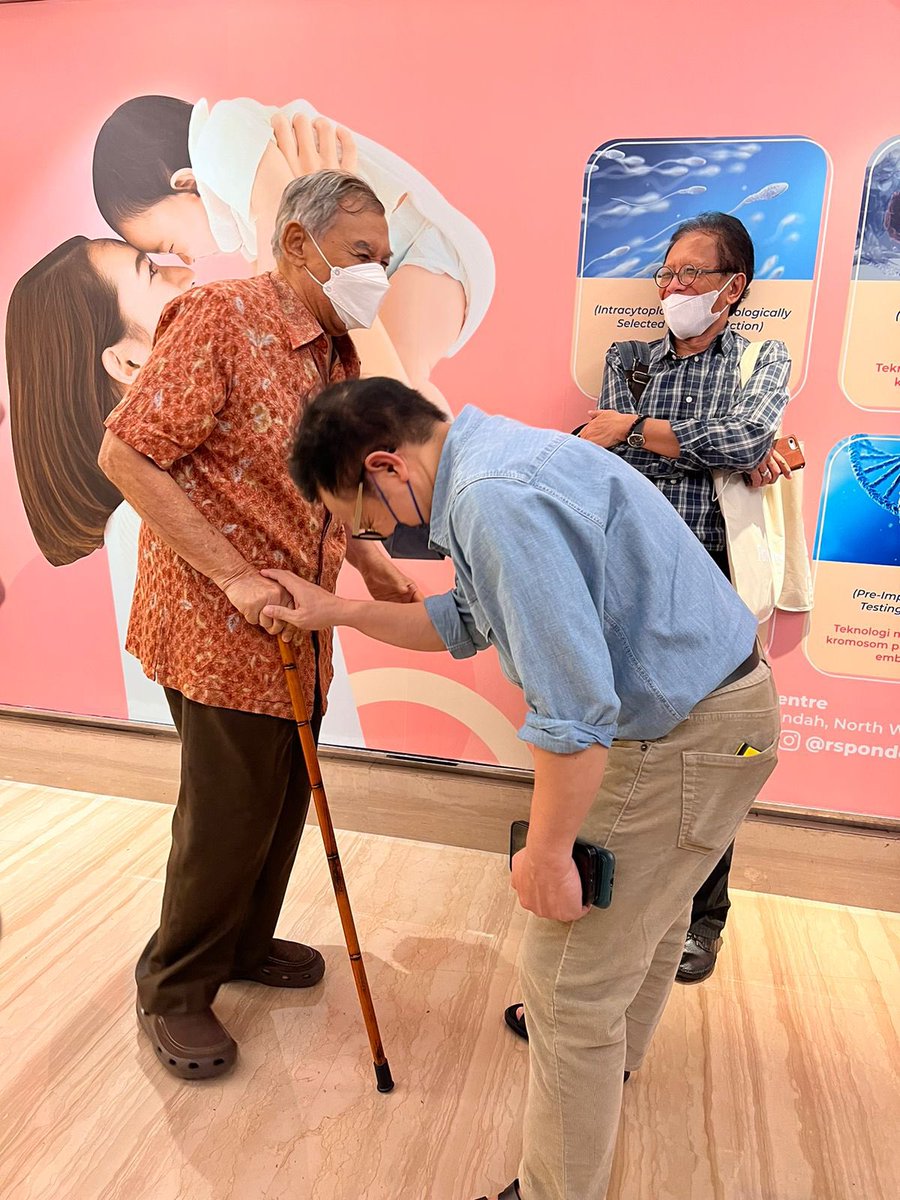 Jangan sampai tertundanya karunia Tuhan kepadamu, setelah kau mengulang-ulang doamu, membuatmu putus asa. Karena Dia menjamin pengabulan doa sesuai pilihan-Nya, bukan sesuai pilihanmu; pada waktu yang diinginkan-Nya, bukan pada waktu yang kau inginkan.