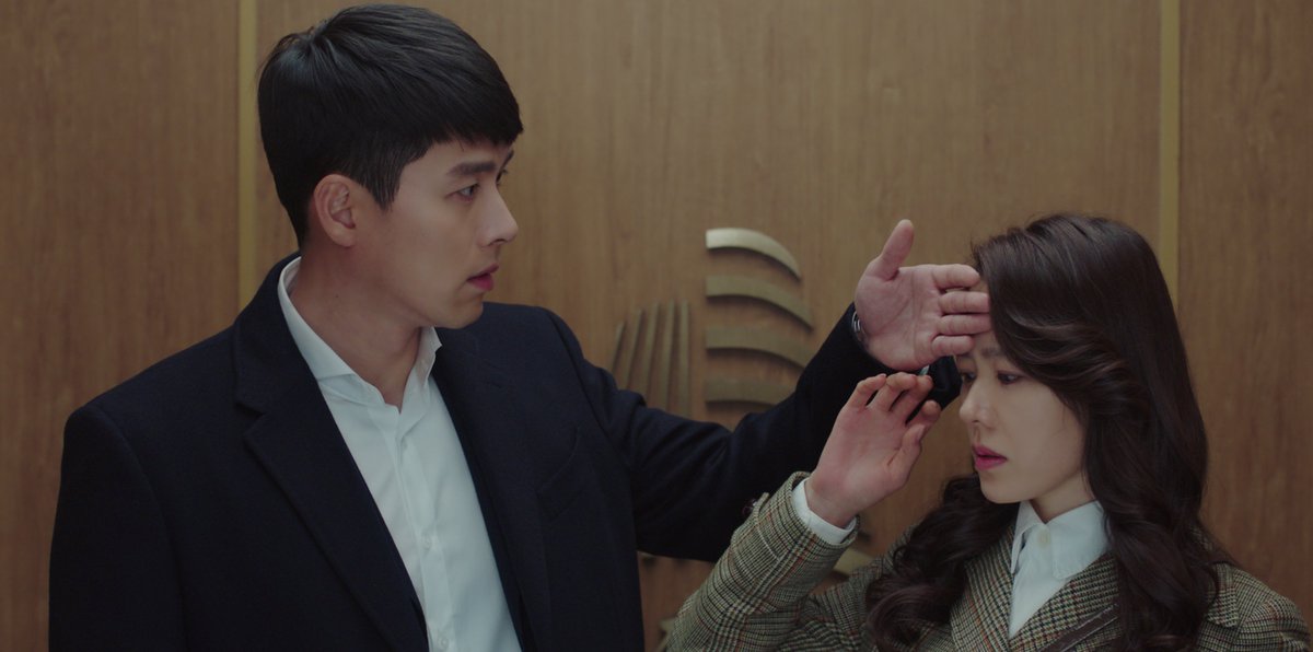 NetflixBrasil's tweet photo. Em português: eu te amo
Em inglês: i love you
Em doramas: checar pra ver se tá com febre https://t.co/5JK8wAMAwq