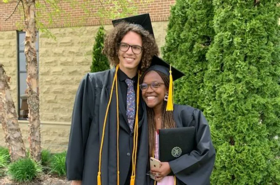CovenantKeeper7's tweet photo. #JudahGirl #JesusGirl #AppleOfHisEye #FearfullyAndWonderfullyMade #ReflectionOfHisGlory #WorthIt
#ClassOf2023 🎓 #MyBaby #SheDidThat #SmileThroughItAll https://t.co/lRs9Ey0Skh