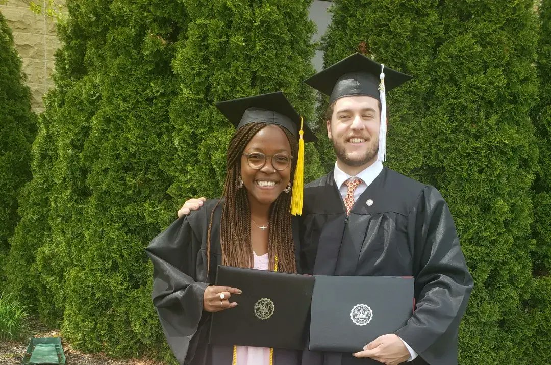 CovenantKeeper7's tweet photo. #JudahGirl #JesusGirl #AppleOfHisEye #FearfullyAndWonderfullyMade #ReflectionOfHisGlory #WorthIt
#ClassOf2023 🎓 #MyBaby #SheDidThat #SmileThroughItAll https://t.co/YxeqvqASX8