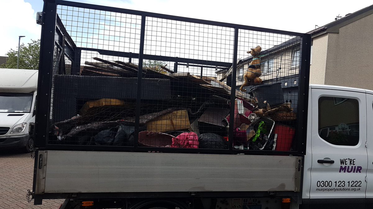 AlanStockton11's tweet photo. When we receive a call of support to our Housing team this man always jumps and I’m just proud to have him onboard the @muir_property team.  Everyone knows our Bob and he is a star been on the Winsford estate today little bit of fly tipping . @MuirGroupHA @EmmaS_Muir https://t.co/SDr3Xhi1mu