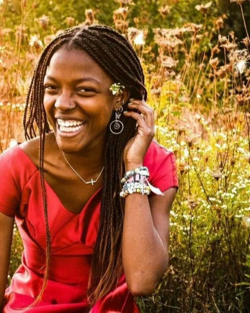 CovenantKeeper7's tweet photo. #JudahGirl #JesusGirl #AppleOfHisEye #FearfullyAndWonderfullyMade #ReflectionOfHisGlory #WorthIt
#ClassOf2023 🎓 #MyBaby #SheDidThat #SmileThroughItAll https://t.co/zg9WoD2AqF