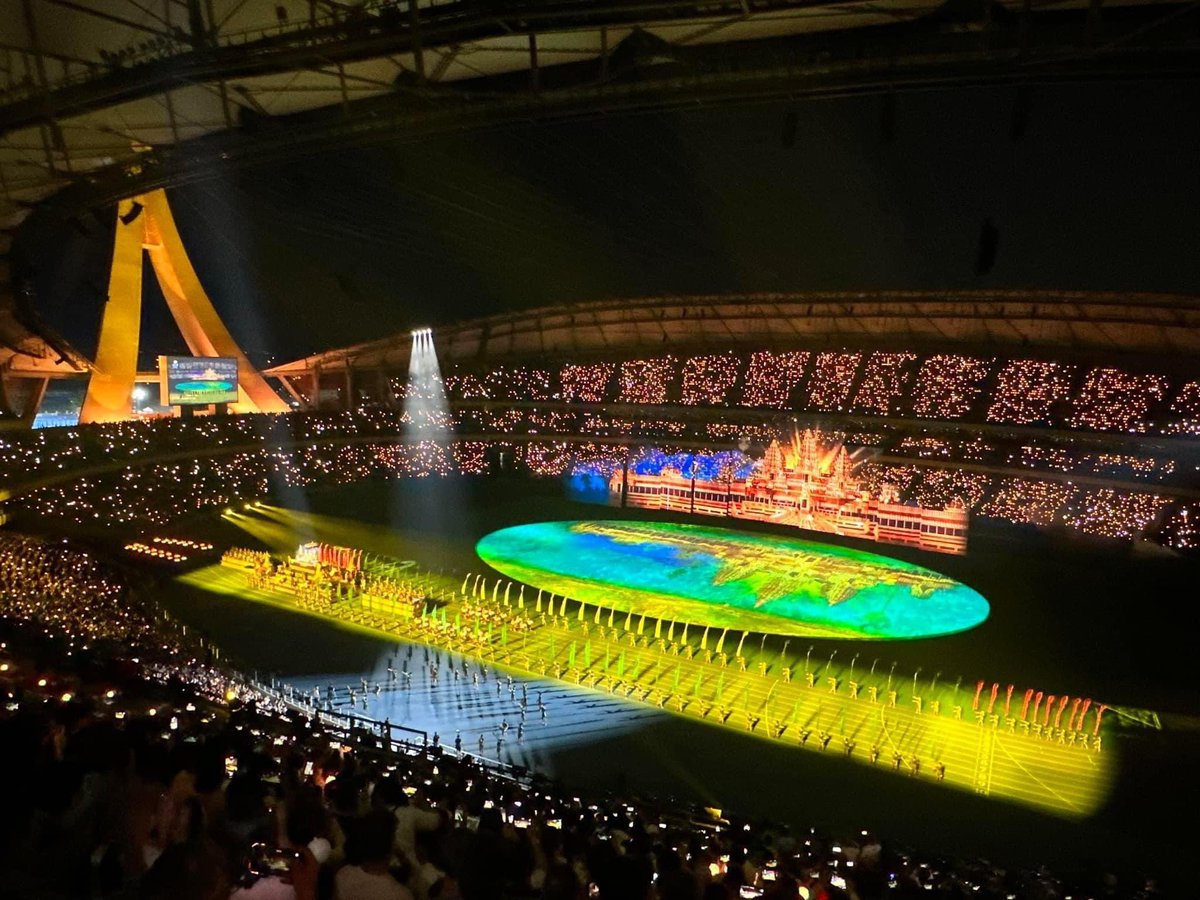 pheaktraneth's tweet photo. Congratulations #Cambodia for very best performance during the opening ceremony of #SEAGames2023Cambodia 

📸 Tong Kanika https://t.co/Dj1MJR0Ecz