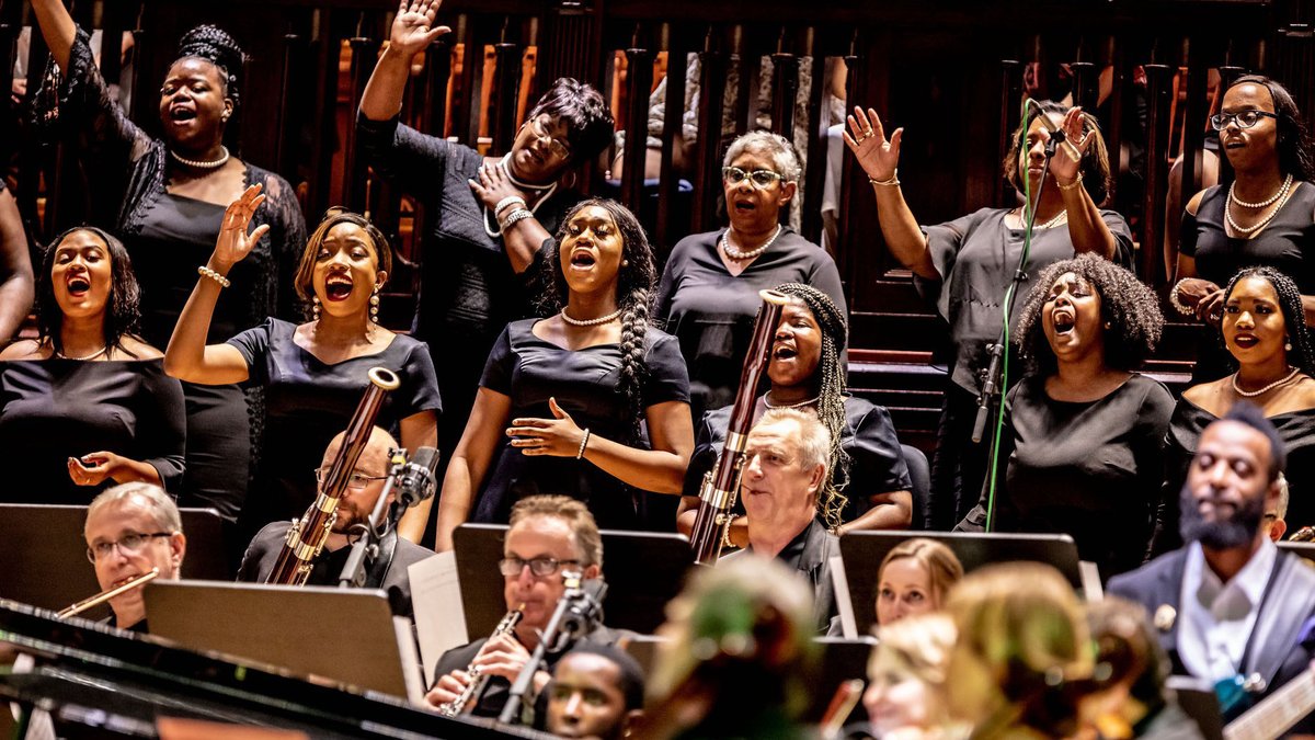 AmRevMuseum's tweet photo. Join us and The Jeremy Winston Chorale on Friday, May 12 to hear the world of James Forten with a concert performance, featuring works composed by Francis Johnson and the world premiere of a new choral work by Winston in honor of #BlackFounders.

🎟️: https://t.co/RPcE7XZcbj https://t.co/39Kx3wntgg