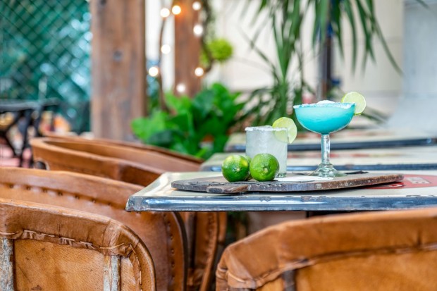 The Buzz Magazines (@buzzmagazines) on Twitter photo Happy Friday and happy Cinco de Mayo! There are lots of fun festivities happening all weekend, especially in celebration of Cinco de Mayo and Derby Day. #eventroundup. buff.ly/4183Vxe <a href="/MillerOutdoor/">Michael Miller</a> <a href="/cityofbellaire/">City of Bellaire</a> <a href="/GalvHistory/">Galveston Historical Foundation</a> <a href="/LULACHouston/">LULAC District VIII</a> Happy Friday and happy Cinco de Mayo! There are lots of fun festivities happening all weekend, especially in celebration of Cinco de Mayo and Derby Day. #eventroundup. buff.ly/4183Vxe <a href="/MillerOutdoor/">Michael Miller</a> <a href="/cityofbellaire/">City of Bellaire</a> <a href="/GalvHistory/">Galveston Historical Foundation</a> <a href="/LULACHouston/">LULAC District VIII</a>