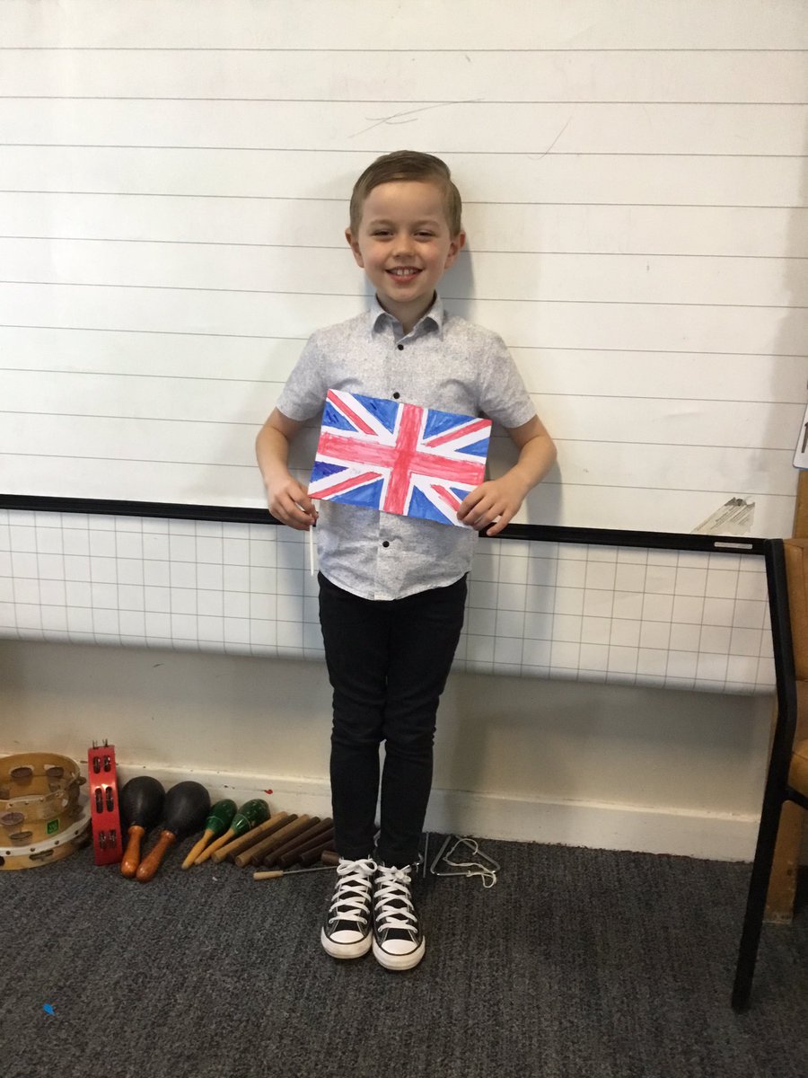 MissHendryRm13's tweet photo. @LawmuirPS https://t.co/TLqeEMGImr