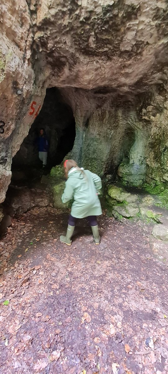 cwp_yr5_6's tweet photo. Exploring King Arthur's cave! https://t.co/o5198mZbnc