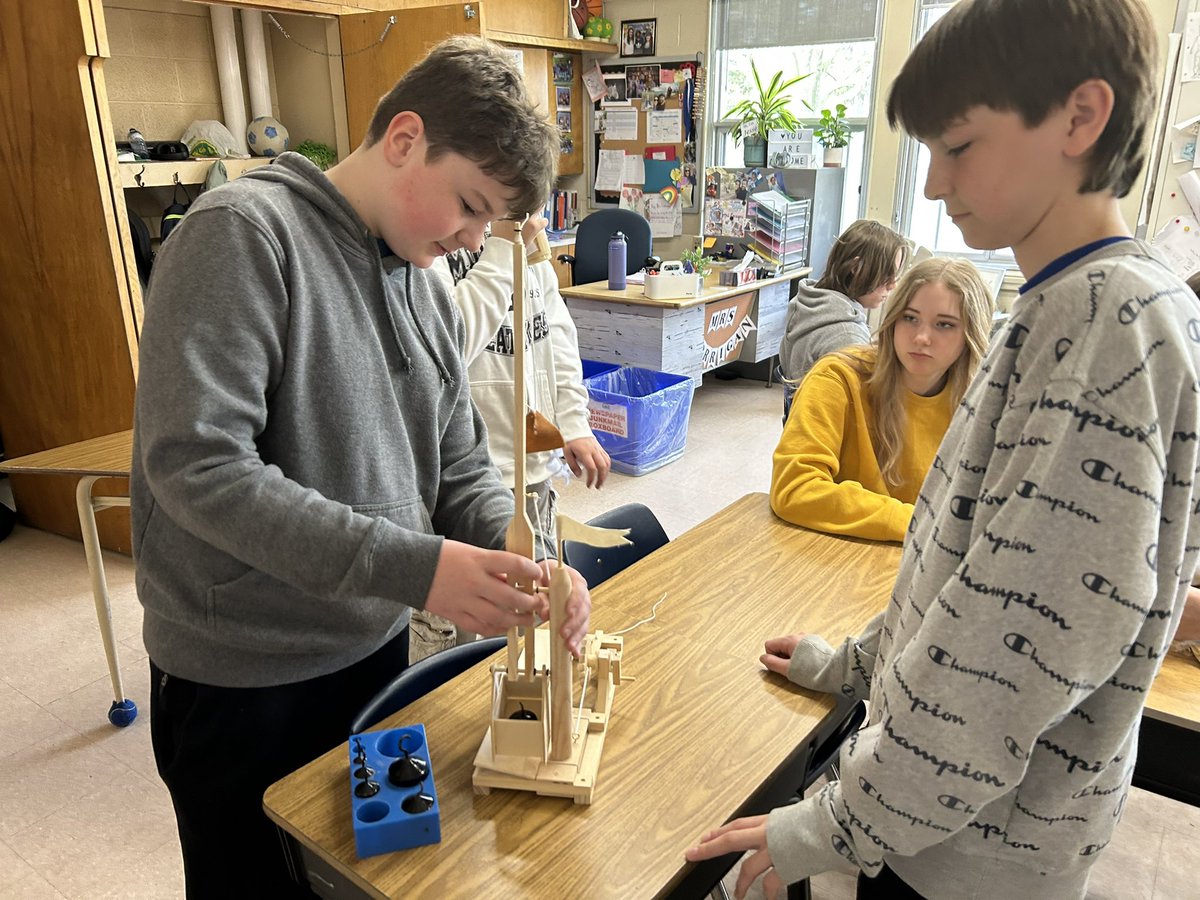 Danielle Corrigan tweet media