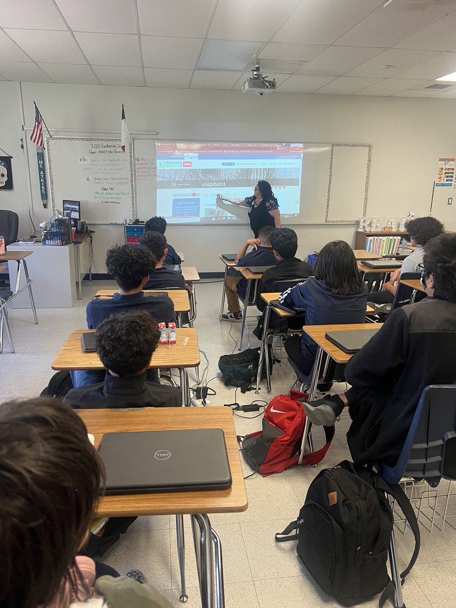 JAtkins_SPED's tweet photo. Our awesome librarian Mrs. Trevizo @WClarkeLibrary showing our 7th grade students how to look up resources for their research project! @WEClarke_MS @KGutierrez_CMS @MCordero_CMS https://t.co/sCLpxmgE4q