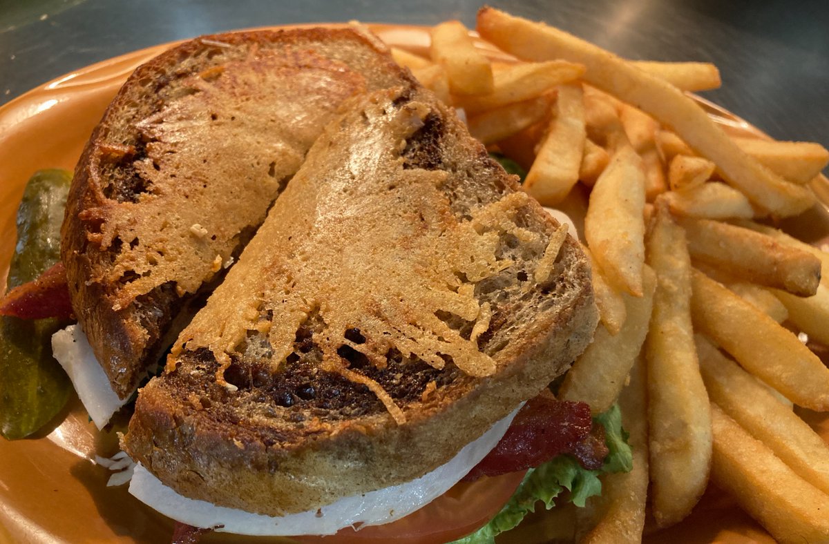 TCsReferee's tweet photo. Head to TC’s today for a fabulous Daily Lunch Special … the TBLT SANDWICH and the HALF SANDWICH & HOMEMADE SOUP combo, just two of many that are made fresh and priced right, just for you.
FRI HOMEMADE SOUPS (5.5.23) ->
Jalapeño Cheese || Potato Bacon
#LunchLocal https://t.co/qvDJQBLwbj