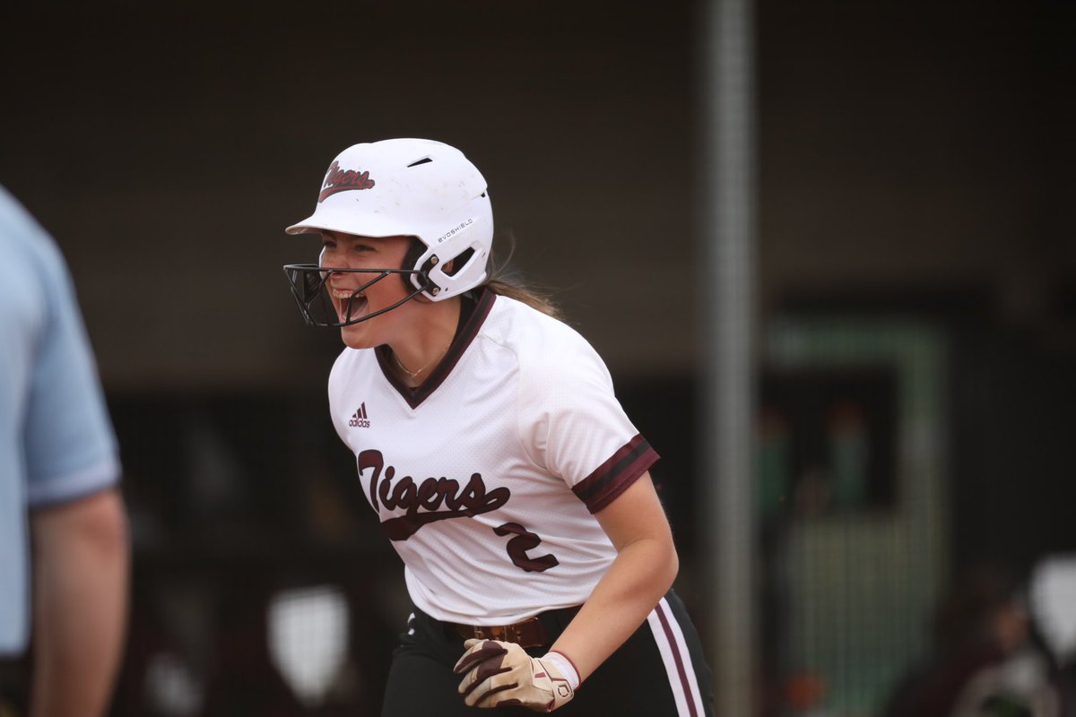Down 2-0… Blades said “BET”.

2-Run HR later, tied 2-2.