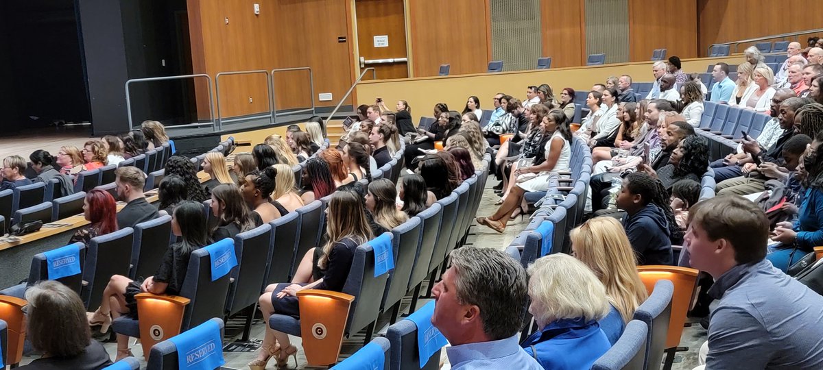 DanielGLugo's tweet photo. One of my favorite parts of @QueensUniv Commencement Week is our @QueensNursing Blessing of Hands Ceremony. https://t.co/6iXI2UAGi0