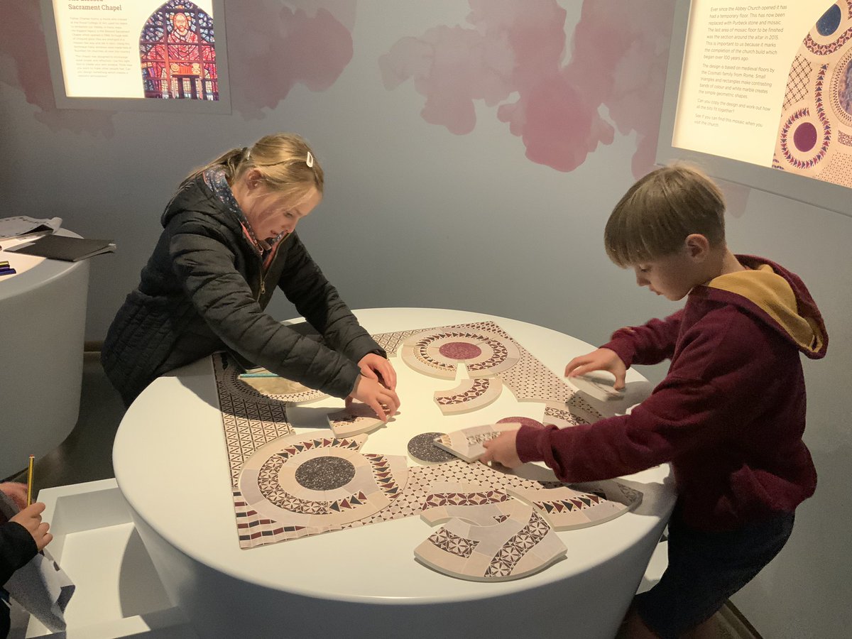 NorthTown3EF's tweet photo. We’ve had a great day at @Buckfast_Abbey 🔔 We explored the exhibition, walked around thr gardens, talked to a monk and went around the Abbey! @NorthTown4PC 🌳⛪️ https://t.co/WSjeM7uZ34