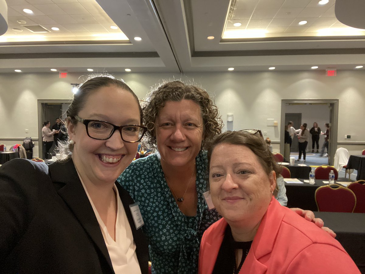 Love being a part of <a href="/OhioStateSurg/">Ohio State Wexner Medical Center Surgery Dept.</a> - a great place to train for fellowship and an even better place to stay and work, with these amazing surgeons and humans <a href="/carrievaldezmd/">Carrie Valdez, MD</a> <a href="/jckhalfpint/">Jennifer Knight (she/her)</a>  ❤️